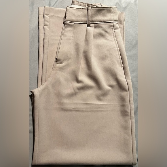 A&F Tailored Wide Leg Pants - Picture 1 of 8